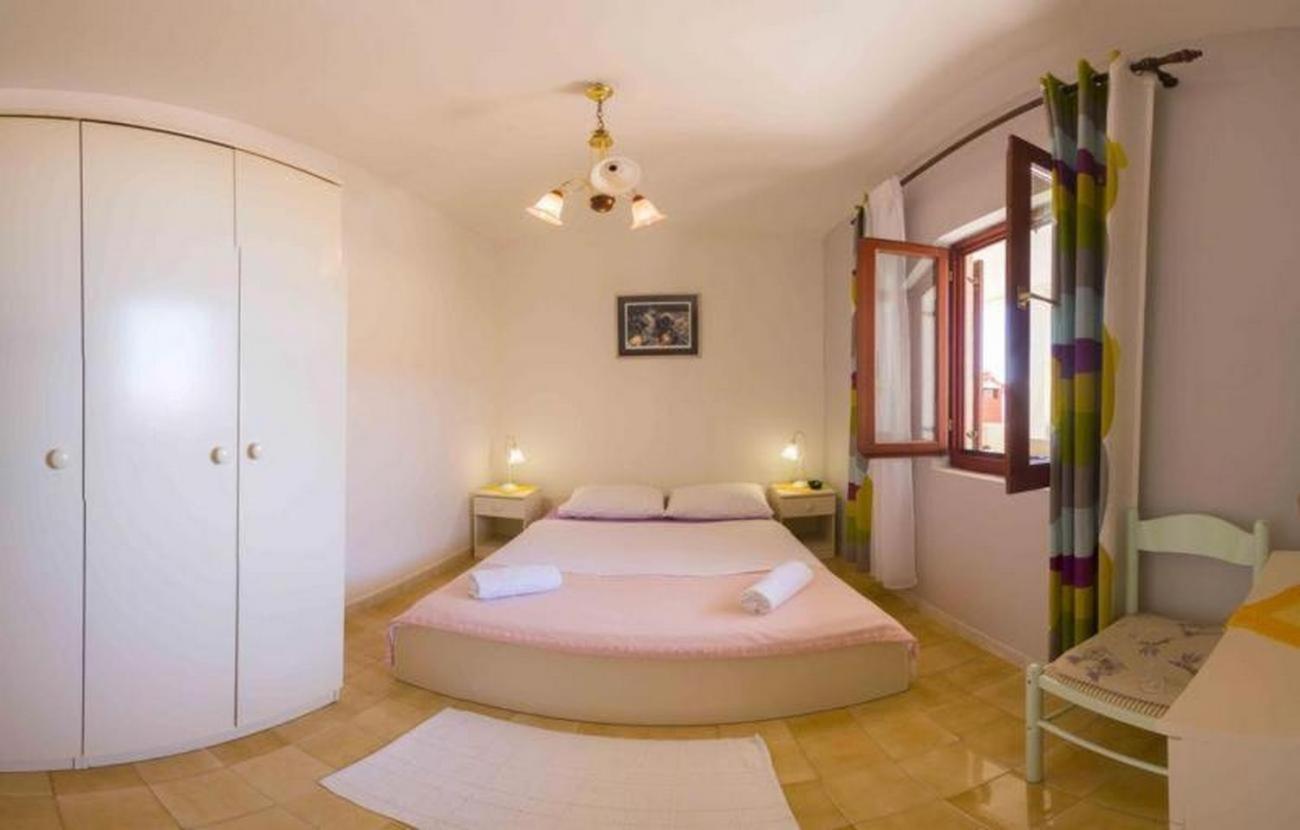 Apartment Milna 8896B Vis Esterno foto
